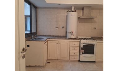 ESPECTULAR  DEPARTAMENTO ALQUILER C/ COCHERA CALLE CHILE 776.CUIDAD