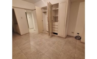 ESPECTULAR  DEPARTAMENTO ALQUILER C/ COCHERA CALLE CHILE 776.CUIDAD