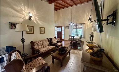 PINAMAR  -   CASA JM ....DE LAS TRES GRACIAS