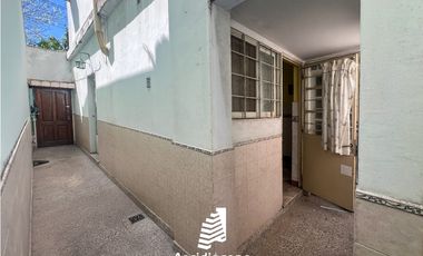 VENTA CASA 4 AMB C/ LOCAL. AV. SAN PEDRITO 2800, VILLA SOLDATI, CABA