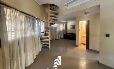 VENTA CASA 4 AMB C/ LOCAL. AV. SAN PEDRITO 2800, VILLA SOLDATI, CABA