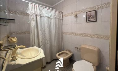 VENTA CASA 4 AMB C/ LOCAL. AV. SAN PEDRITO 2800, VILLA SOLDATI, CABA