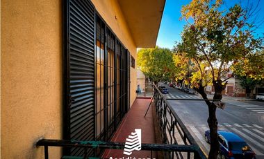 VENTA CASA 4 AMB C/ LOCAL. AV. SAN PEDRITO 2800, VILLA SOLDATI, CABA