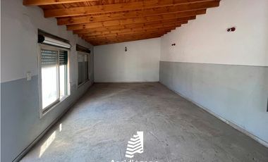 VENTA CASA 4 AMB C/ LOCAL. AV. SAN PEDRITO 2800, VILLA SOLDATI, CABA