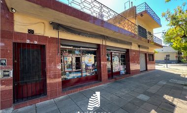 VENTA CASA 4 AMB C/ LOCAL. AV. SAN PEDRITO 2800, VILLA SOLDATI, CABA