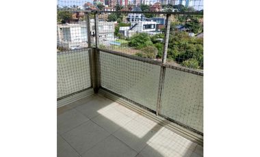 PINAMAR- DEPARTAMENTO DE 4 AMBIENTES A METROS DEL MAR