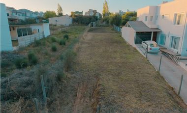 LOTE EN VENTA CON TODOS LOS SERVICIOS -TANDIL