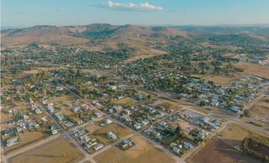 LOTE EN VENTA CON TODOS LOS SERVICIOS -TANDIL
