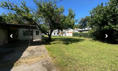 Propiedad sobre lote de 750 m2 sobre calle San Juan APTO DESARROLLO.