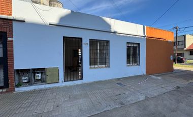 Casa en alquiler en Villa Dominico