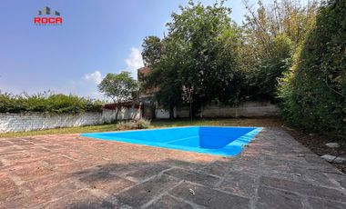 Hermosa Casa en Venta en Barrio Los Perales