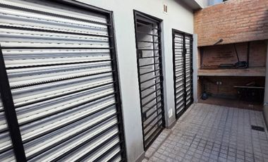 Departamento Tipo Casa en alquiler en Caseros