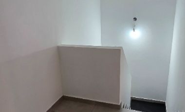Departamento Tipo Casa en alquiler en Caseros