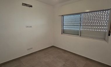 Departamento Tipo Casa en alquiler en Caseros