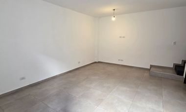 Departamento Tipo Casa en alquiler en Caseros