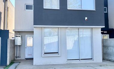 CONDOMINIO VALLE DE QUILLOTA, CALLE LAS ROSAS 1015