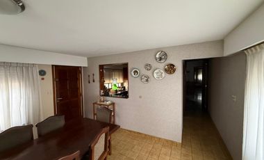 Casa en venta en Quilmes Este