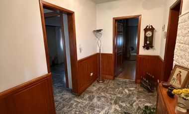 Casa en venta en Quilmes Este