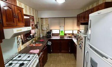 Casa en venta en Quilmes Este
