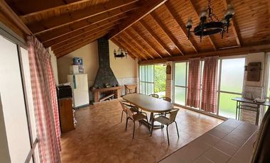 Casa en venta en Quilmes Este
