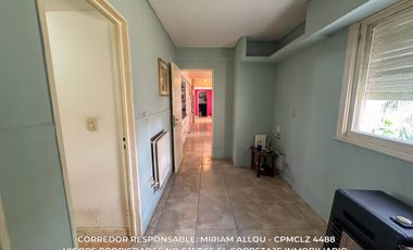 Casa de 150 m² en venta  7 ambientes c/ cochera en Monte Grande