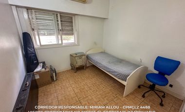 Casa de 150 m² en venta  7 ambientes c/ cochera en Monte Grande