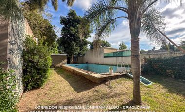 Casa de 150 m² en venta  7 ambientes c/ cochera en Monte Grande