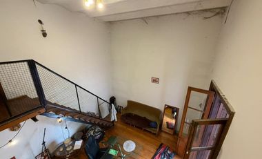 Casa PH en venta en Avellaneda Oeste