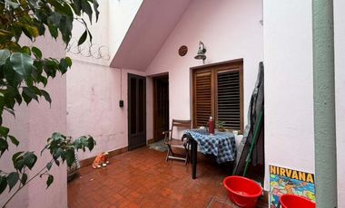 Casa PH en venta en Avellaneda Oeste