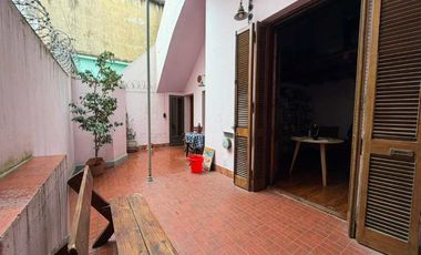 Casa PH en venta en Avellaneda Oeste