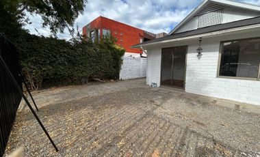 Casa en arriendo en LAS CONDES