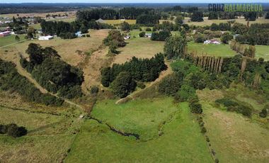 Agrícola en Venta en 12,5 hectáreas a orilla de la ruta V-60 a 4 kms del Aeropuerto y 20 minutos de Puerto Montt