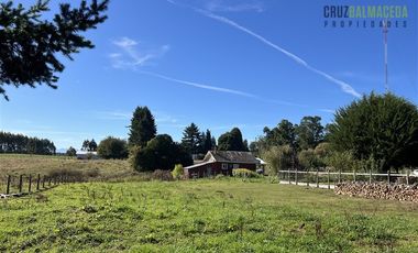 Agrícola en Venta en 12,5 hectáreas a orilla de la ruta V-60 a 4 kms del Aeropuerto y 20 minutos de Puerto Montt