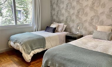 Casa en Arriendo en Avda. Presidente Riesco Esquina Augusto Leguía Norte