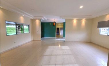 Casa en Venta - Los Santos Azuero - Panamá