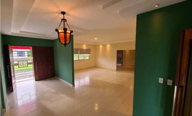 Casa en Venta - Los Santos Azuero - Panamá