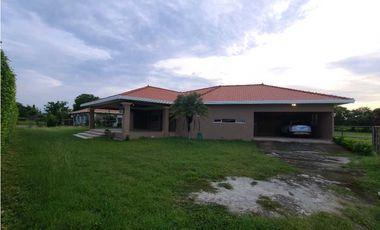 Casa en Venta - Los Santos Azuero - Panamá