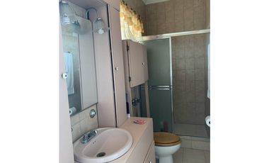SE VENDE CASA EN LA ALAMEDA