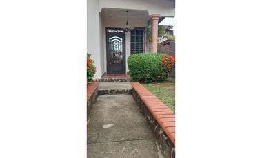 VENTA CASA BRISAS DEL GOLF