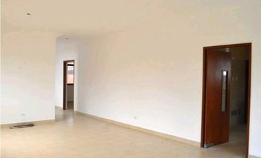 VENTA DE CASA DE 2 PISOS EN COSTA SUR EL DORAL