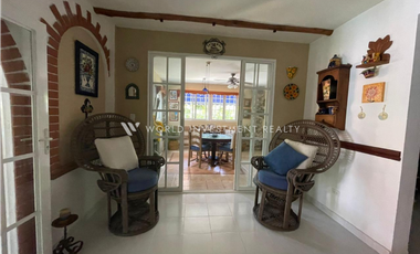 Hermosa Casa en Venta en Coronado Golf