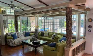 Hermosa Casa en Venta en Coronado Golf