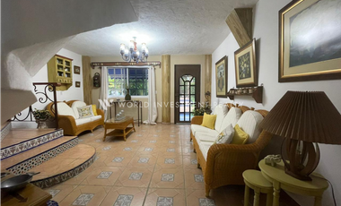 Hermosa Casa en Venta en Coronado Golf