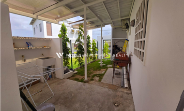 SE VENDE CASA EN PH VILLAGE BEACH RESIDENCES