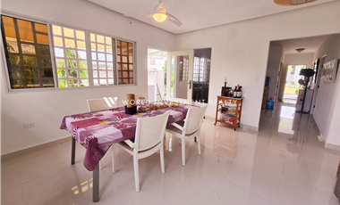 SE VENDE CASA EN PH VILLAGE BEACH RESIDENCES