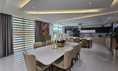 VENTA CASA CON PISCINA COSTA ESMERALDA - COSTA SUR (MR)