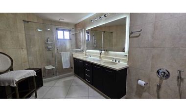 Venta apartamento Inversión Embassy Village con terraza