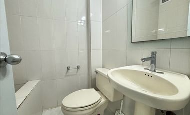 ALQUILER OFICINA EN BELLA VISTA REFORMADA (DV)