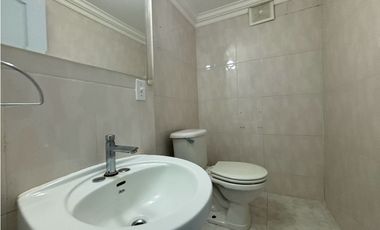 ALQUILER OFICINA EN BELLA VISTA REFORMADA (DV)