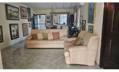 SE VENDE CASA EN LOS SANTOS